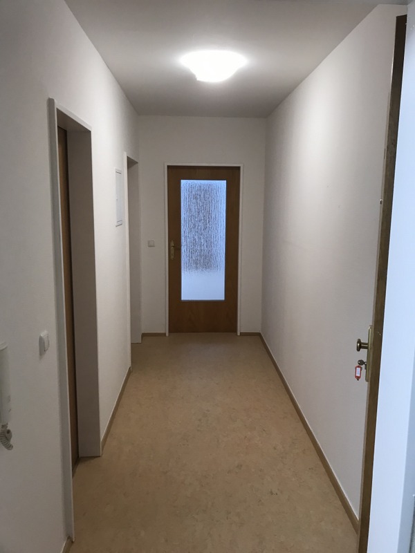 2-Zimmer-Wohnung ab sofort(Ref. Jahnstraße 4, App. 8)